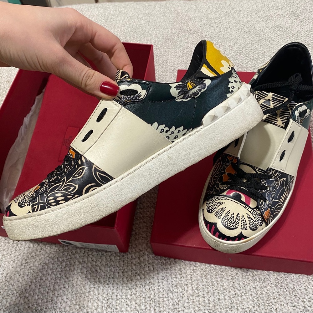Valentino Sneakers